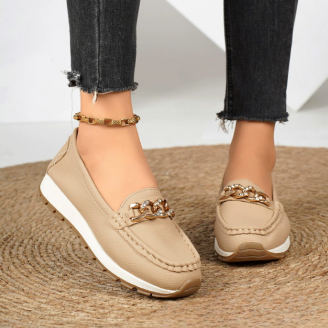 Evelyn - Diamond Buckle Loafers
