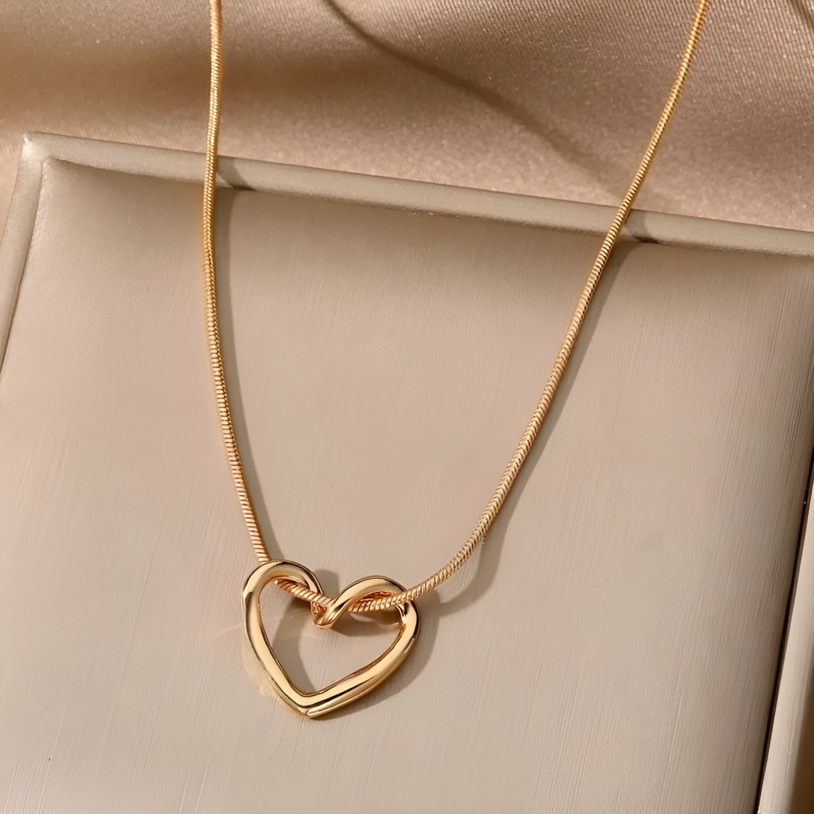 LOVE HEART PENDANT